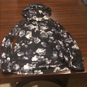 Lululemon Rain Windbreaker